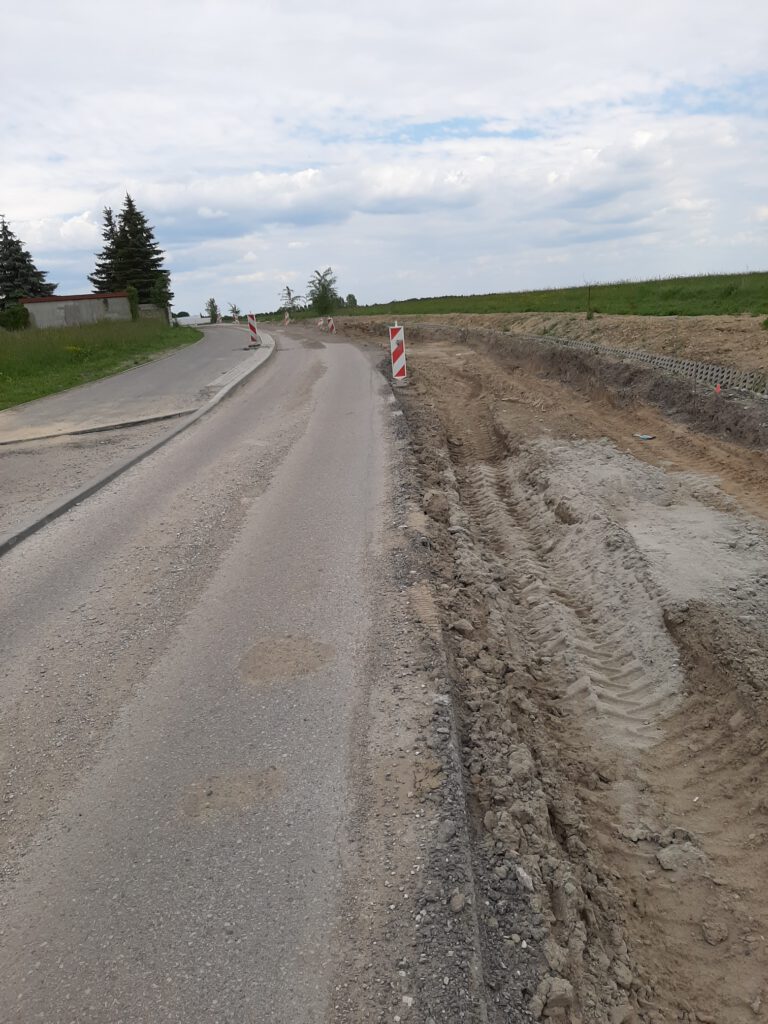 GMINA JEDLIŃSK / ZAKRZEW Wsola – Piastów - Wola Gutowska – Zakrzew