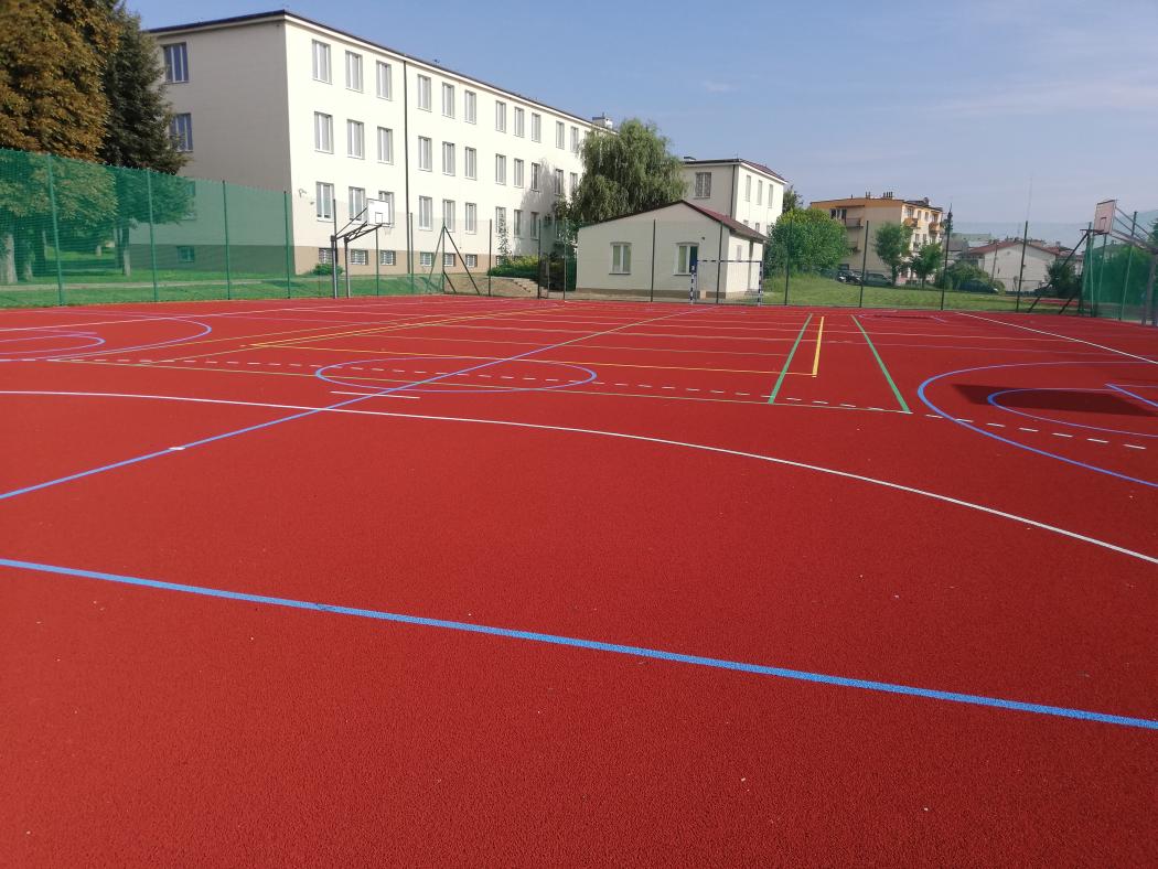 Powiatowe szkoły średnie na dużym plusie