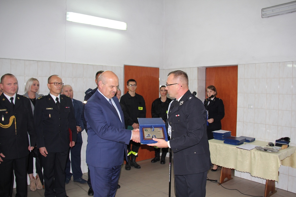 Nowy wóz strażacki z okazji 95-lecia działalności OSP Czarna