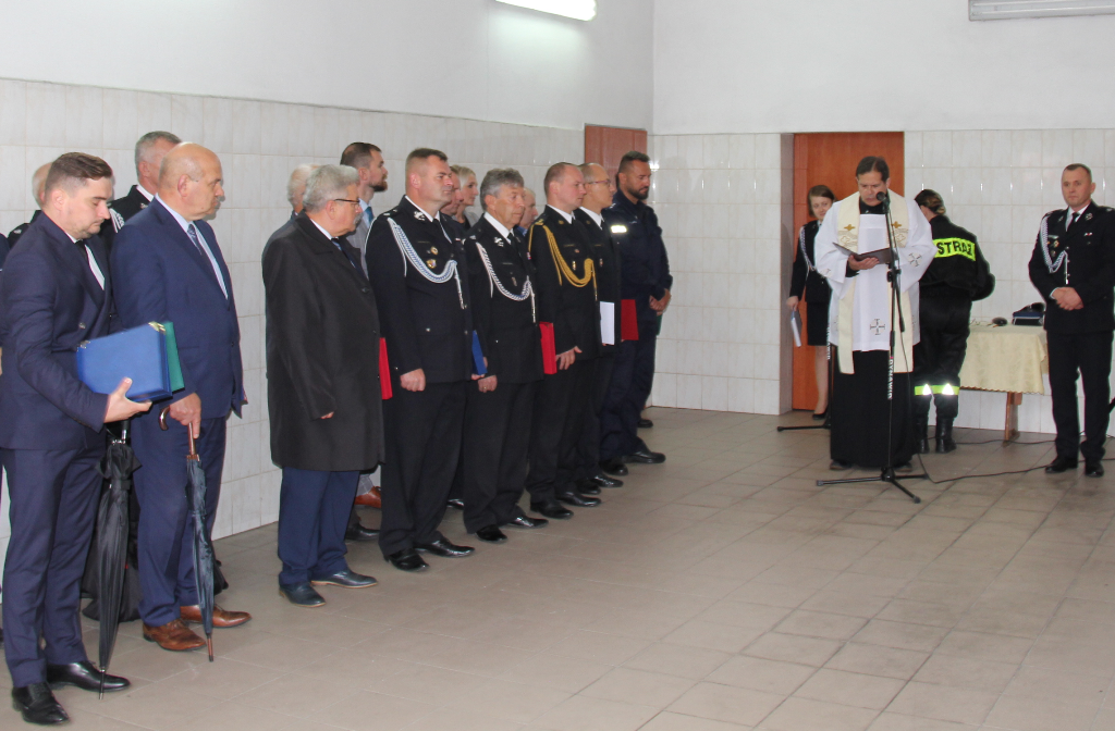 Nowy wóz strażacki z okazji 95-lecia działalności OSP Czarna