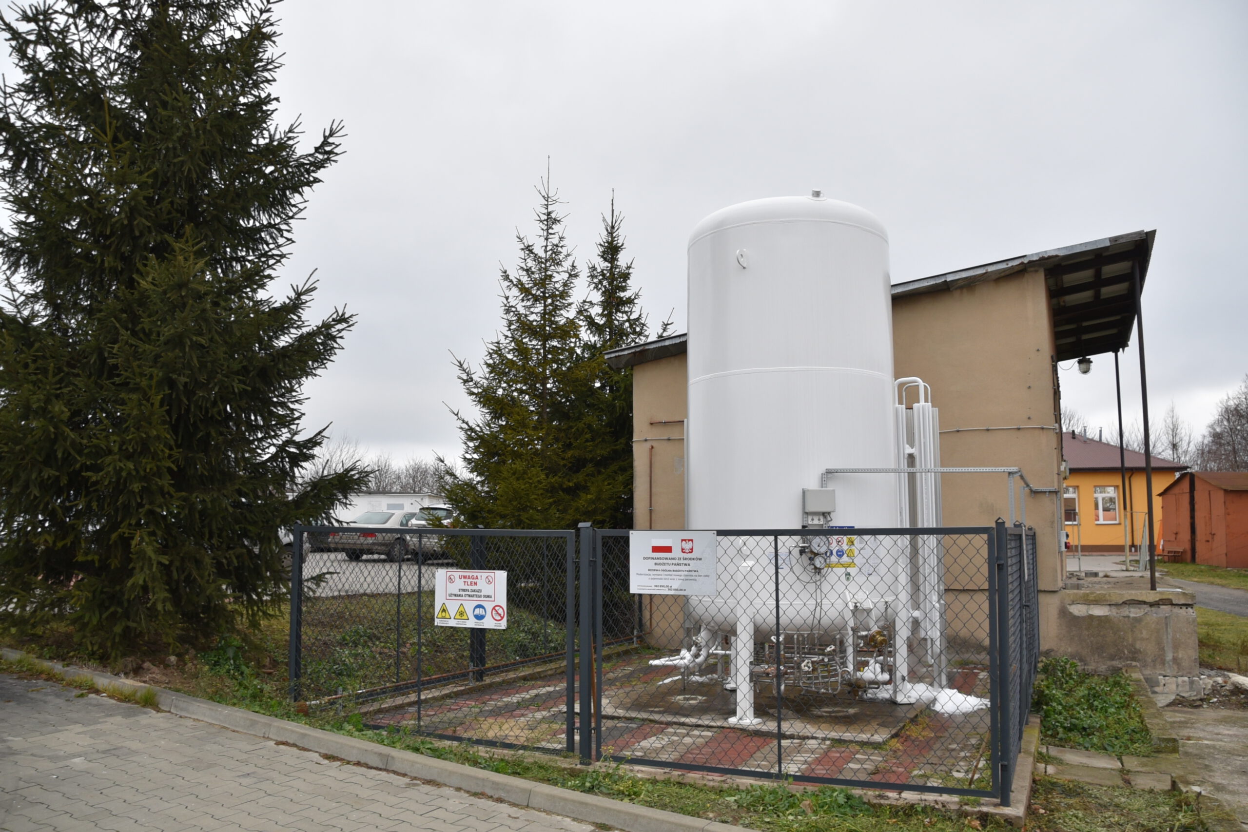 DSC_5389 szpital iłża zbiornik tlenu