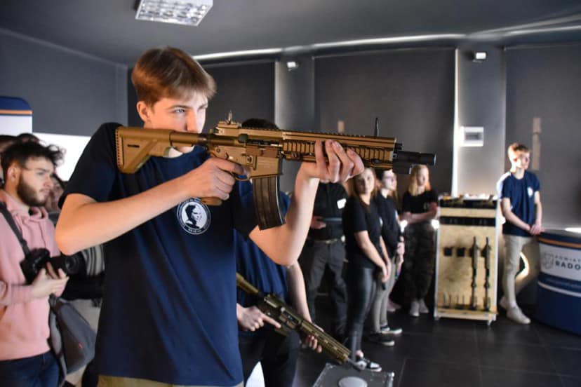 274873414_1903472766511329_31393428700508548_n