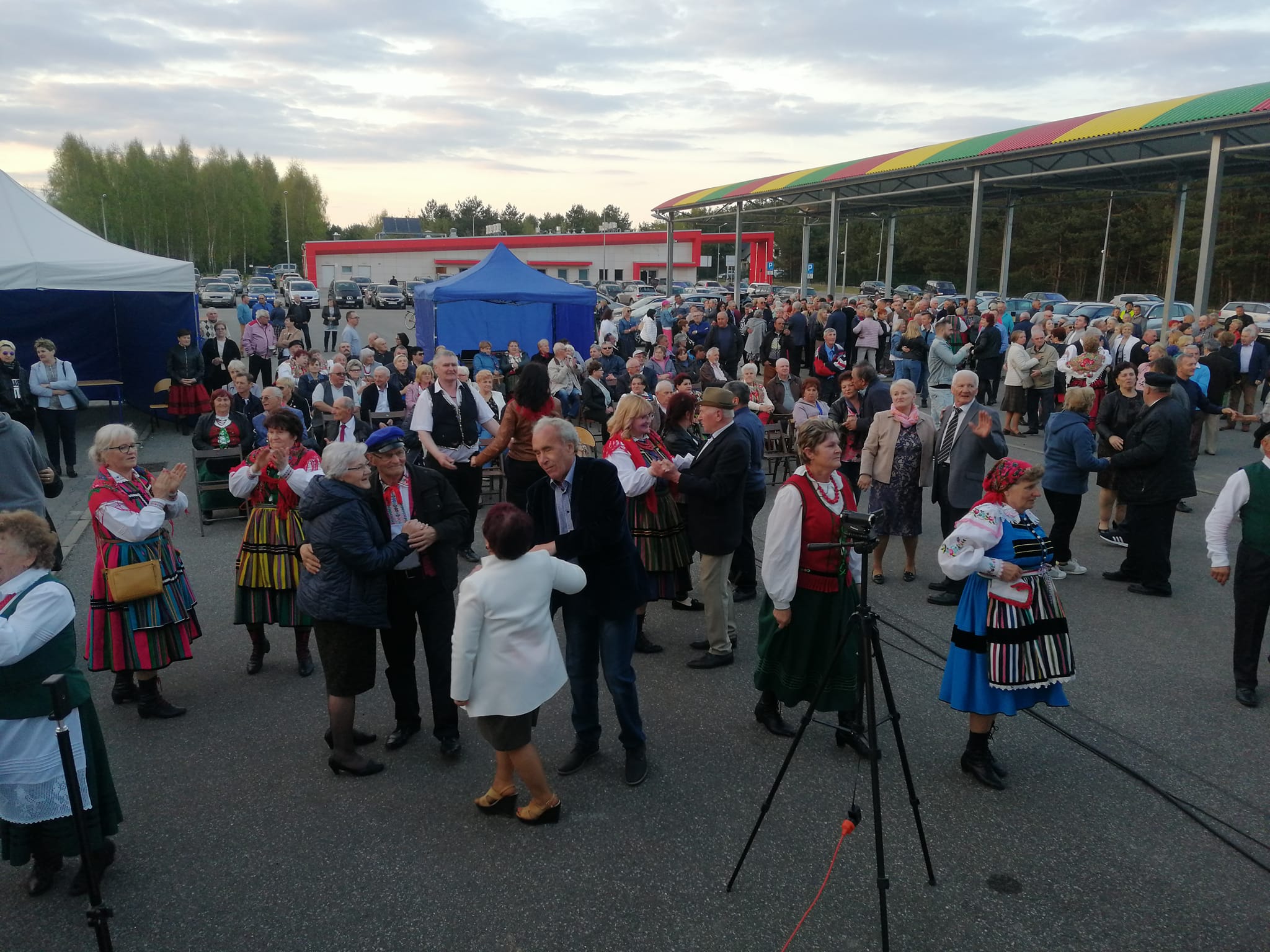 279405774_334378222162061_3400268965767641265_n