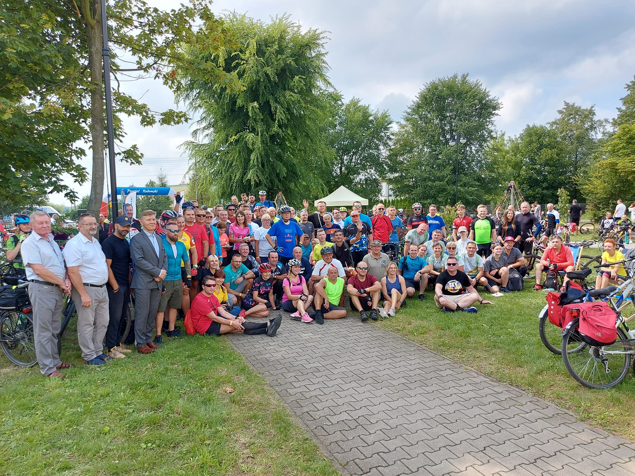 298499825_3266801670257049_313601806879998318_n