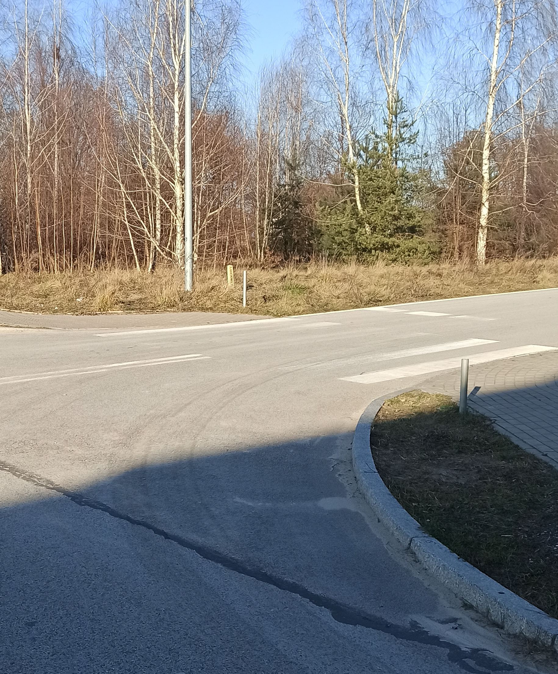 m. Dąbrówka Podłężna 2