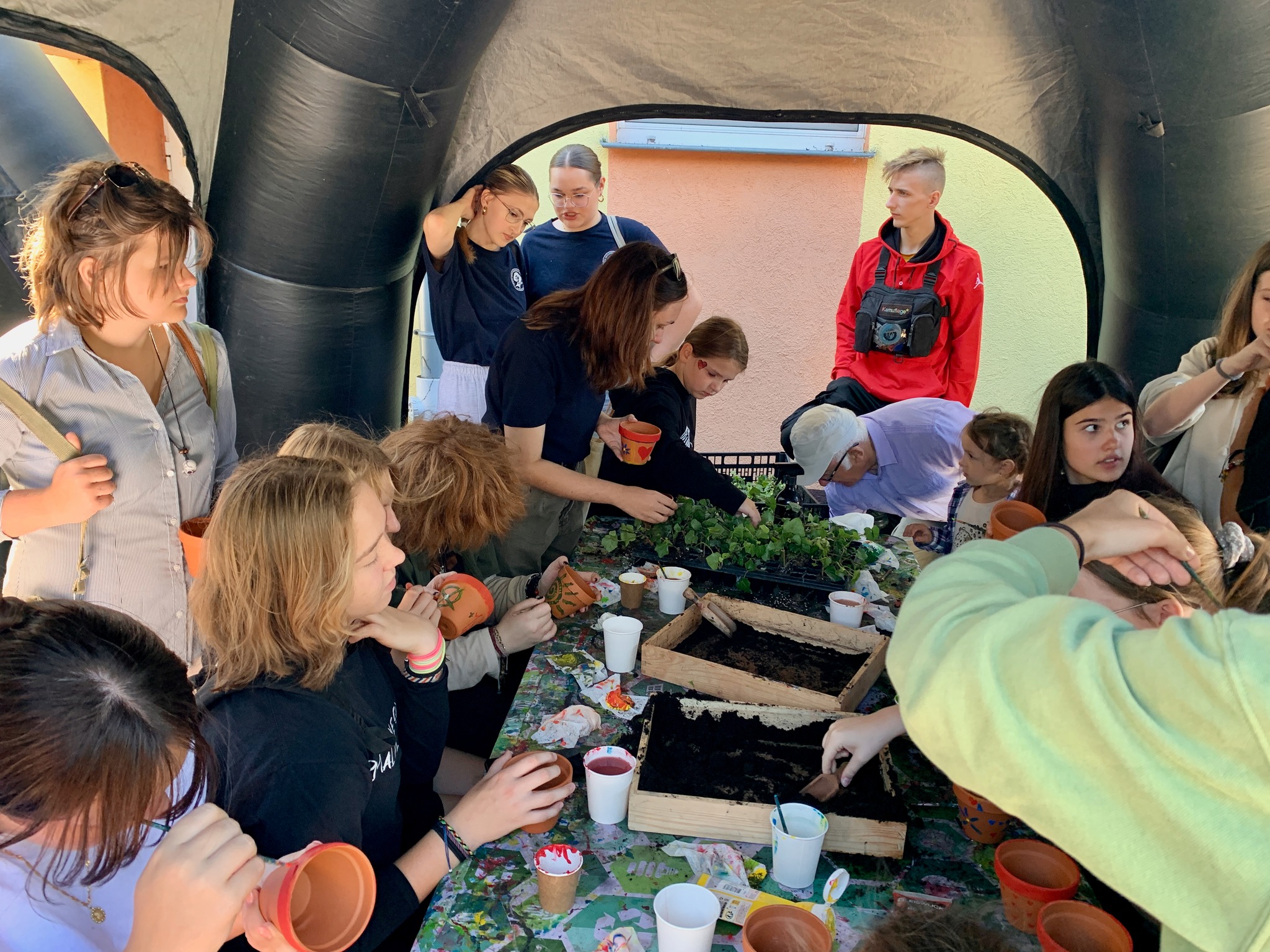 378119657_924832589162009_1430069705291021227_n