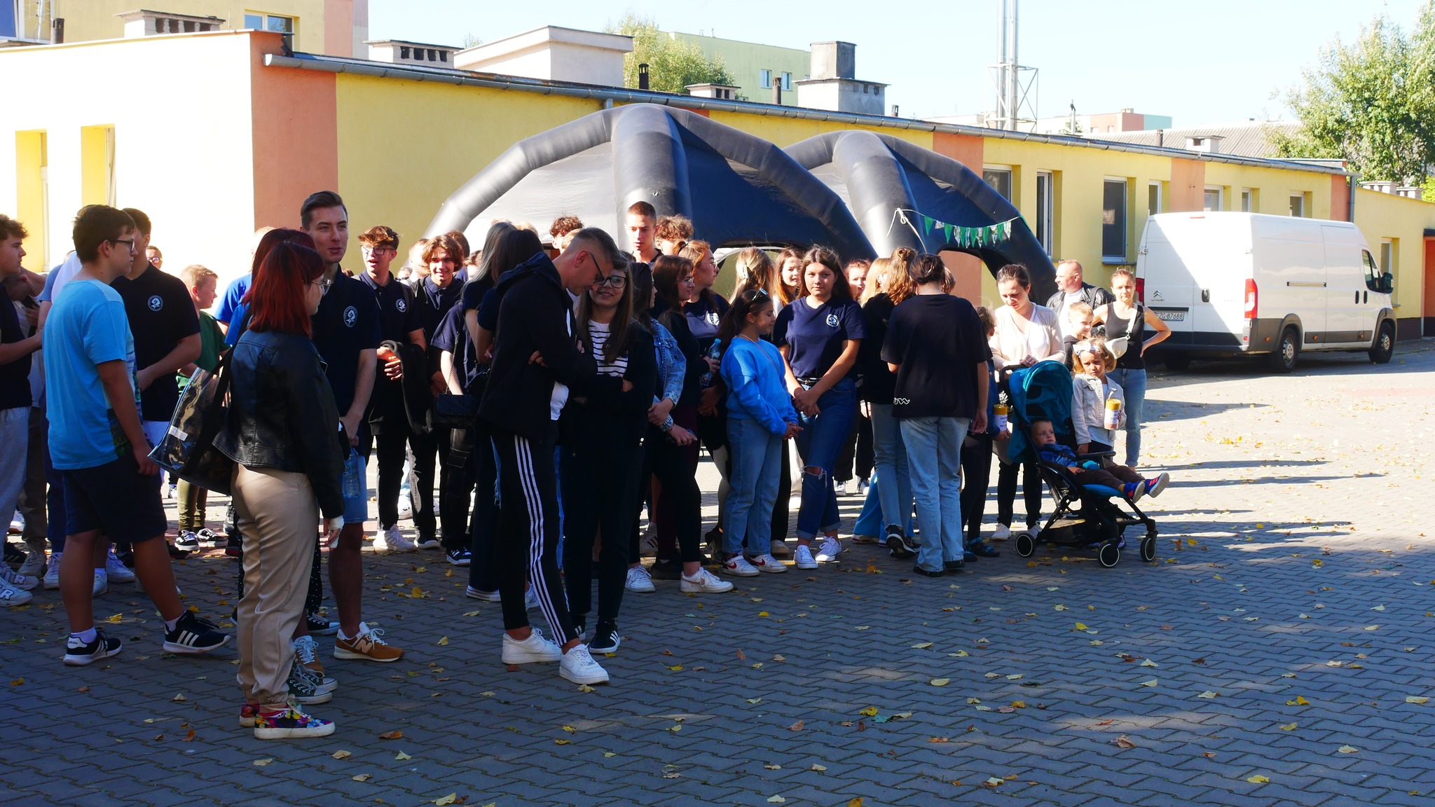 379971115_925198895792045_1634033928067671213_n