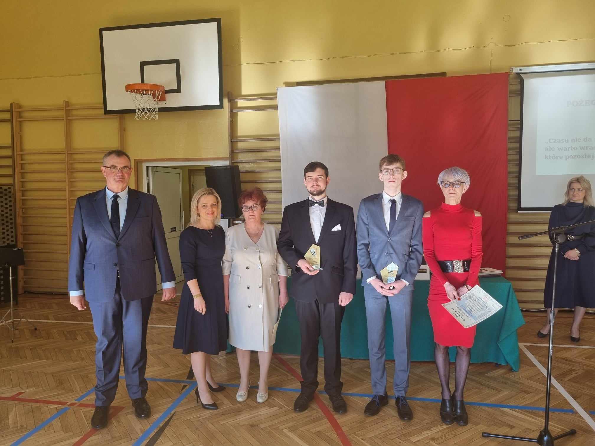 Messenger_creation_b95a55f9-4596-4792-ad05-a0935471ffb5